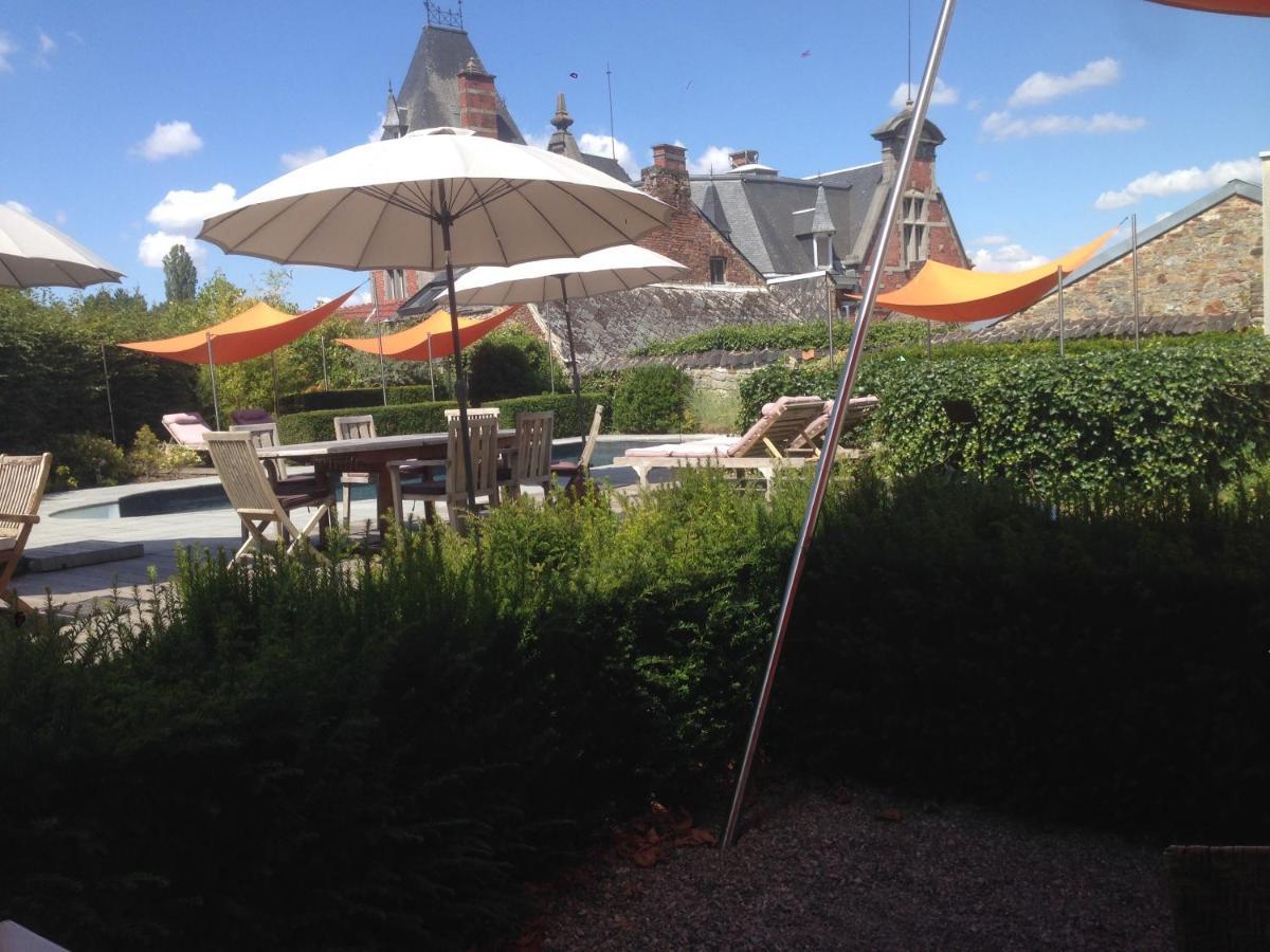 Le Castel Hotel Fosses-La-Ville Kültér fotó